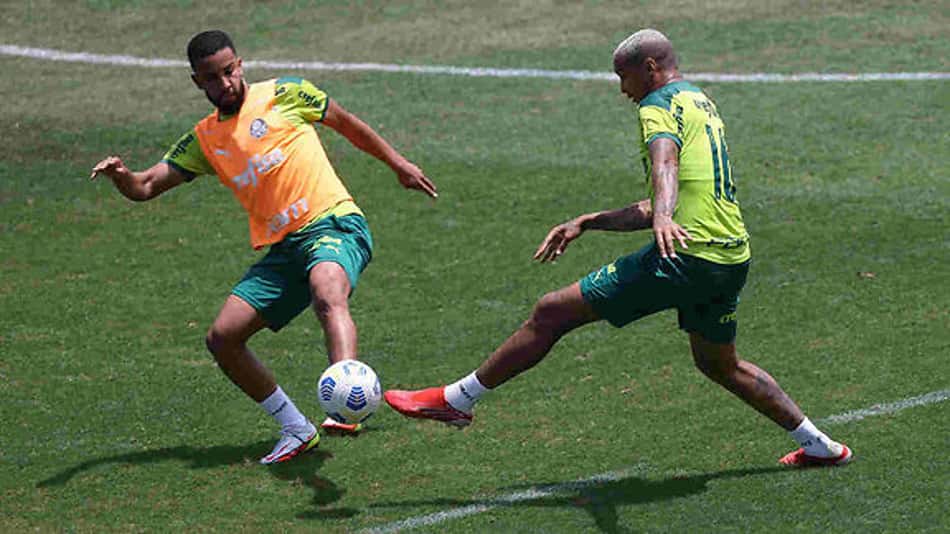 Com Felipe Melo e Jorge em campo, Palmeiras se reapresenta na Academia de Futebol