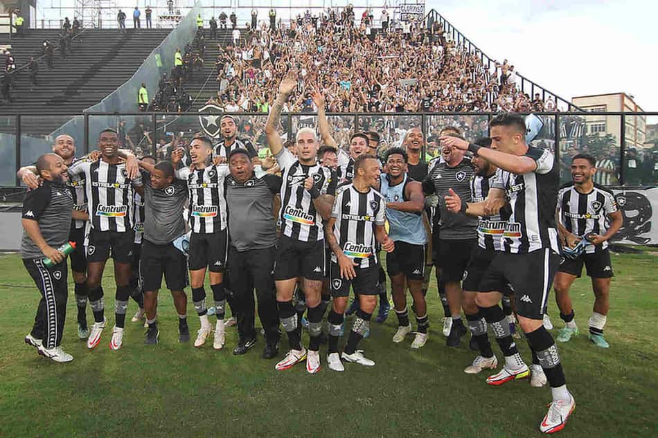Botafogo pode garantir acesso nesta quinta-feira: saiba o que é necessário