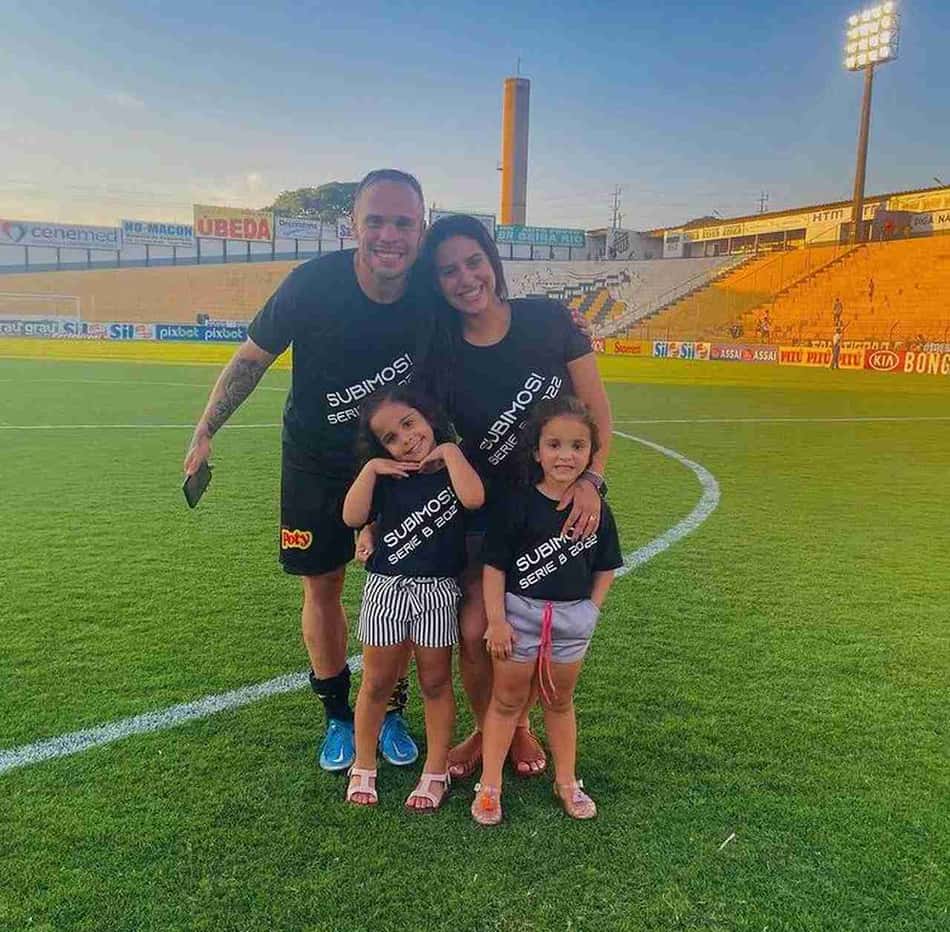 Douglas Baggio comemora acesso do Grêmio Novorizontino: 'O grupo e os torcedores estão de parabéns'