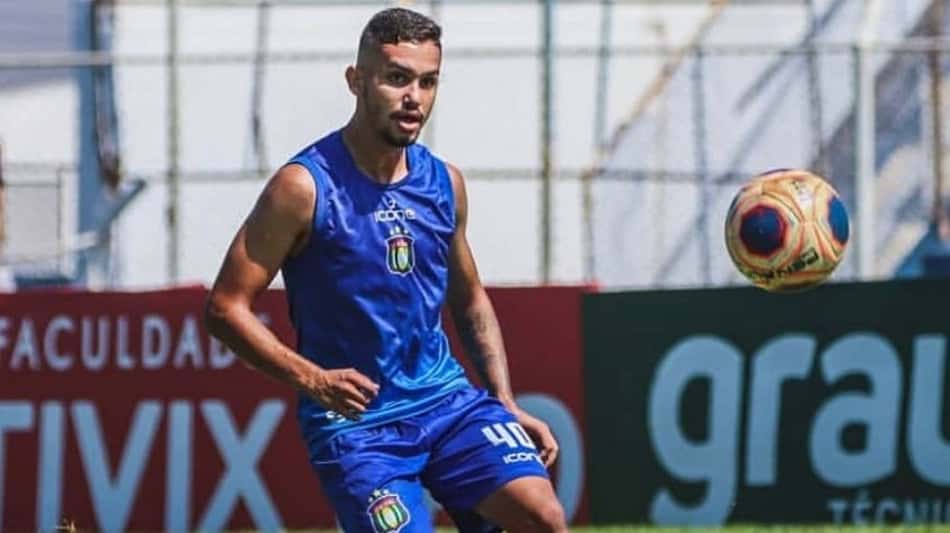 Perto de retorno, atacante Nikolas, do São Caetano, afirma: 'Não vejo a hora de voltar ao campo'