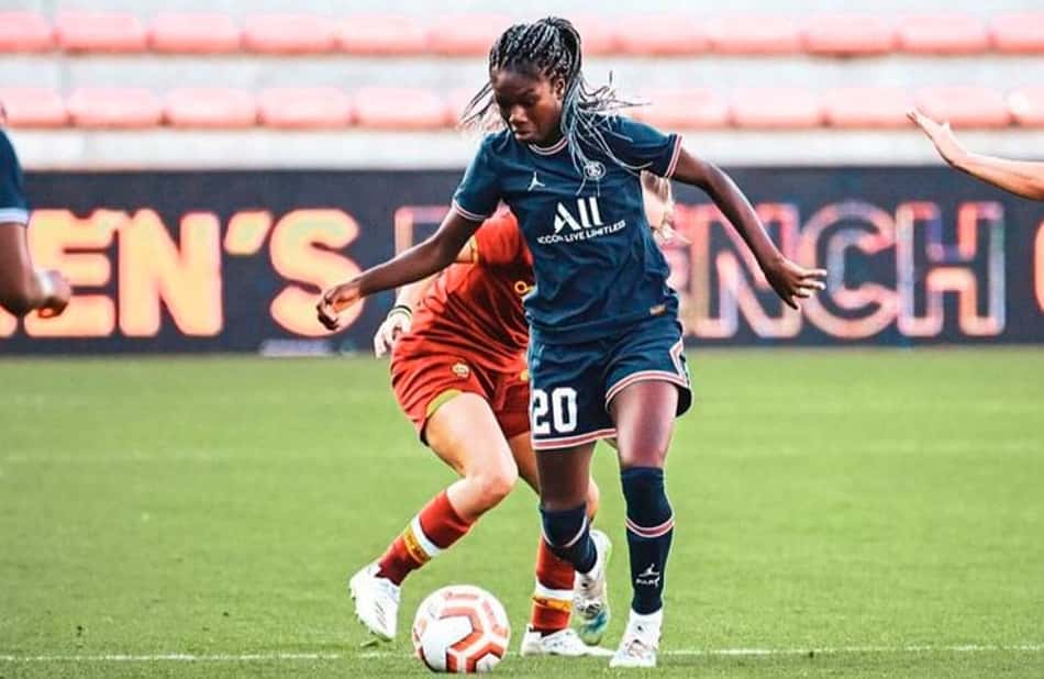 Jogadora do PSG é presa por armar agressão contra companheira de time