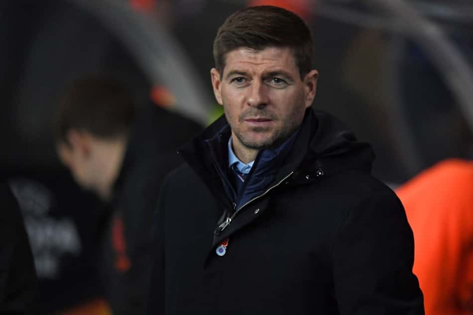 Aston Villa acerta a contratação de Steven Gerrard como novo treinador