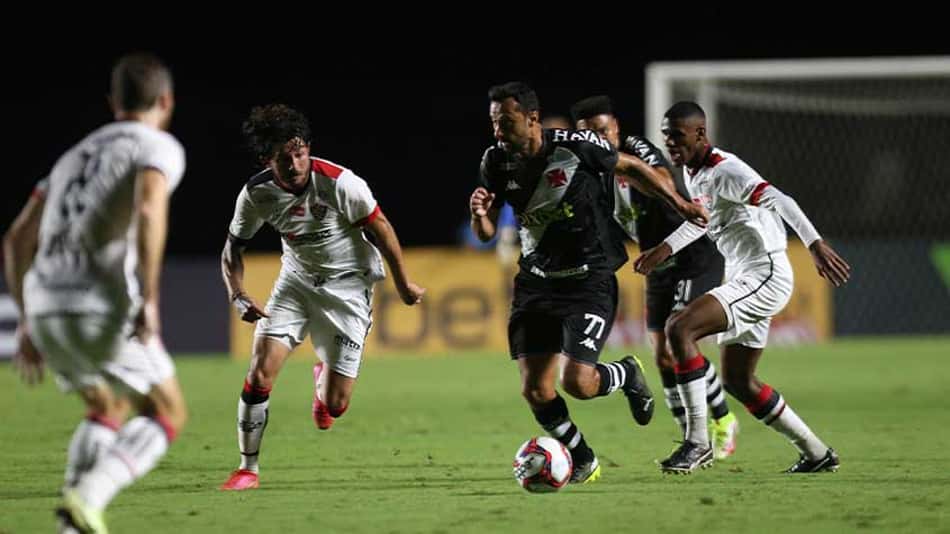 O vexame vira humilhação: Vasco perde para o Vitória e chega à quarta derrota seguida na Série B