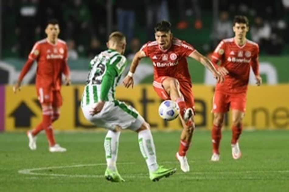 Juventude vence o Internacional e segue na luta para deixar a zona de rebaixamento do Brasileirão