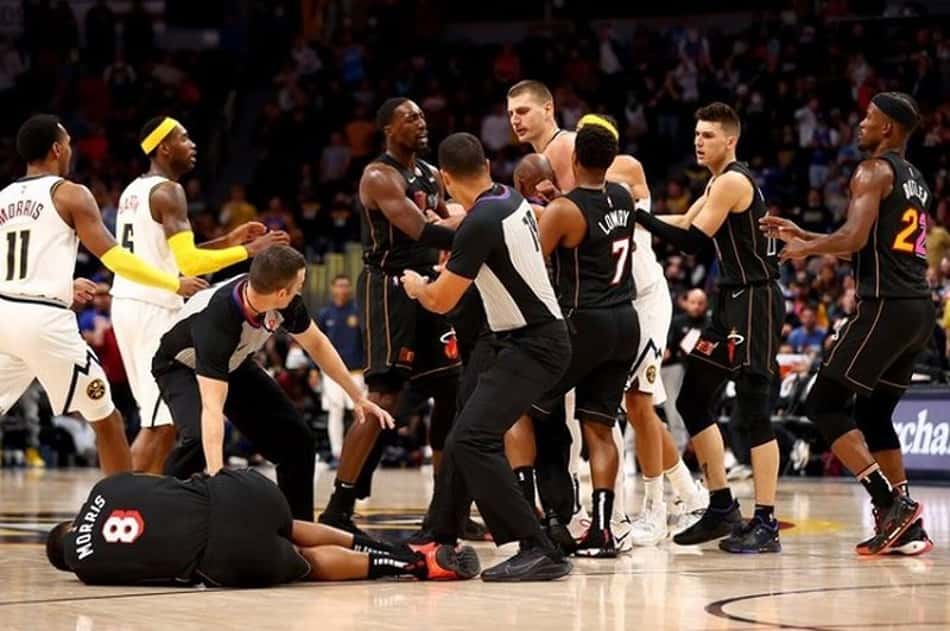 Jokic sobre vaias em Miami: "joguei na Sérvia, irmão"