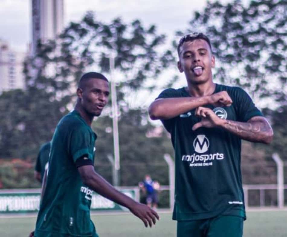 Popó marca duas vezes e Goiás sai na frente em semifinal do Goiano sub-20