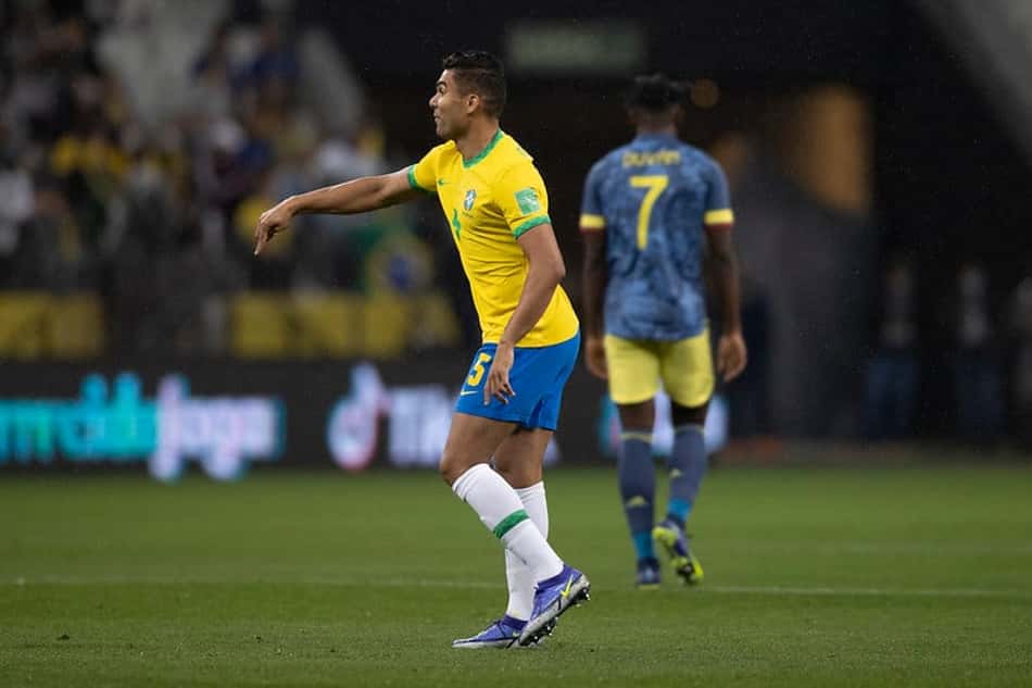Casemiro diz que deseja permanência de Tite: 'Não vejo outro'