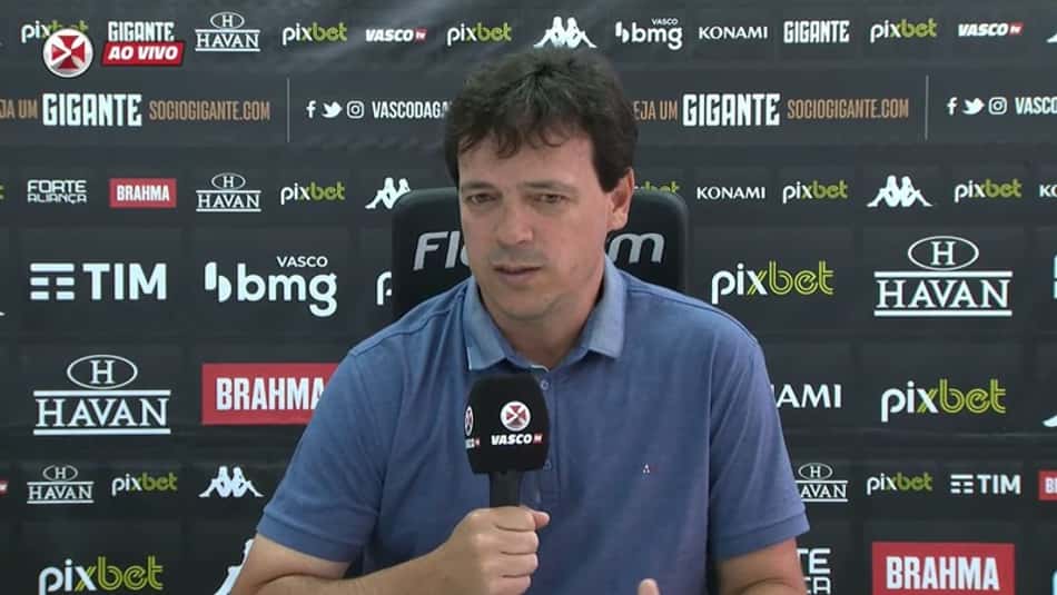 Diniz agradece a oportunidade e lamenta: 'Sofrimento muito grande por não ter conseguido subir o Vasco'