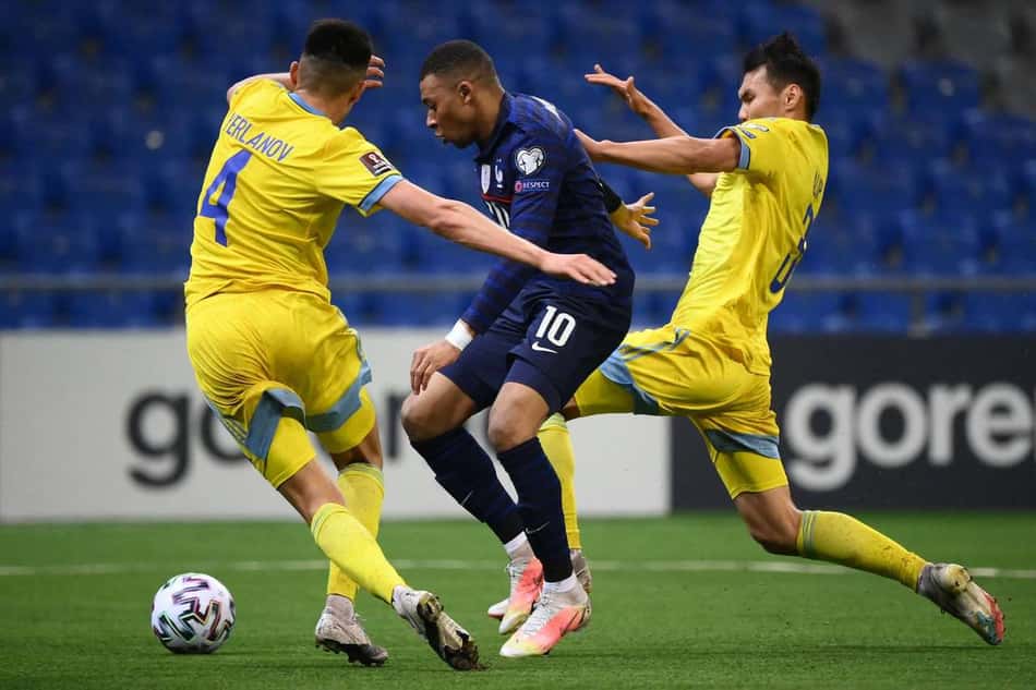 França x Cazaquistão: onde assistir, horário e escalações do jogo das Eliminatórias Europeias
