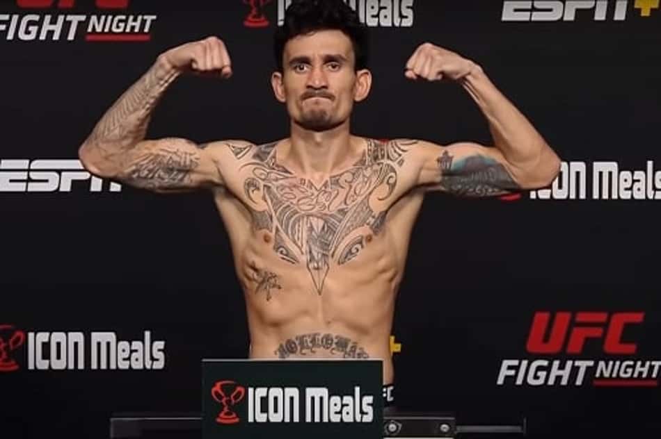 Max Holloway atingiu o peso dos penas para enfrentar Rodriguez no UFC Vegas 42