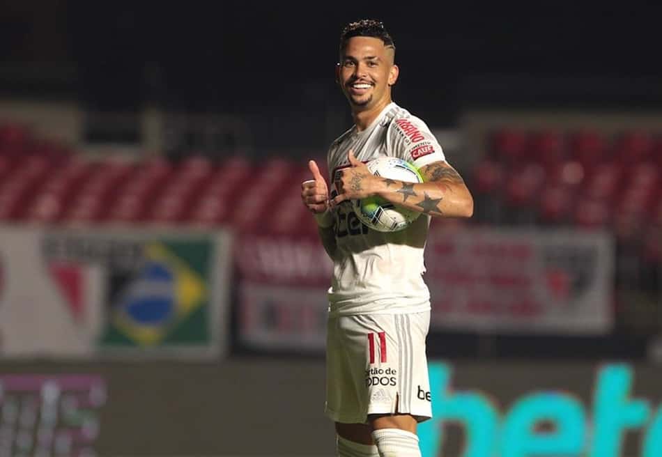 Fim do jejum? Luciano tem média de um gol por jogo no São Paulo contra o Flamengo