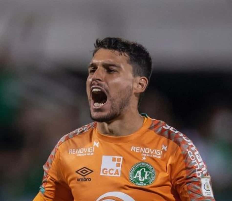 Keiller avalia o seu desempenho na Chapecoense
