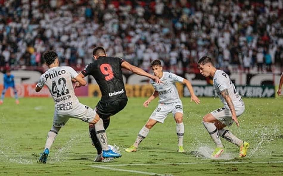 Atlético-GO x Santos