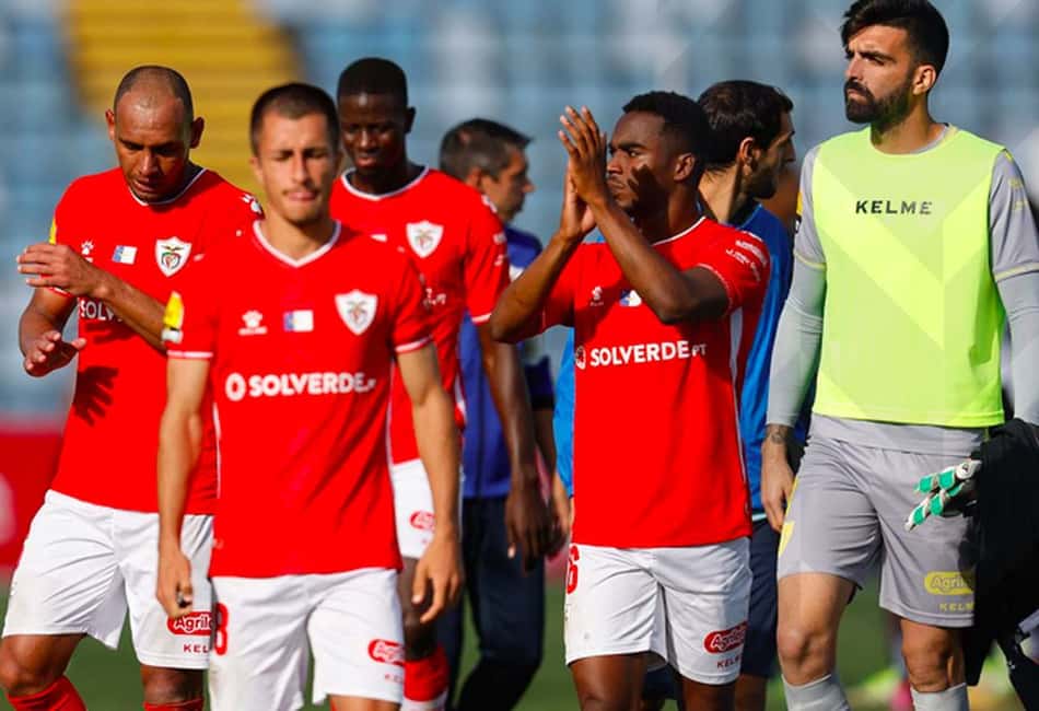 Titular no Santa Clara, Mansur quer evolução da equipe na temporada