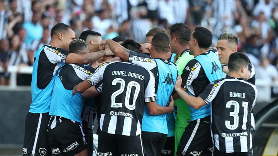 A Estrela Solitária sobe! De virada, Botafogo bate o Operário no Nilton Santos e garante acesso à elite