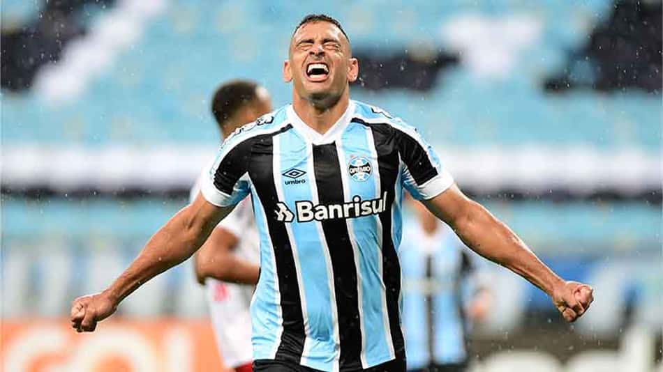 LANCE! Rápido: Grêmio pode ser rebaixado nesta quinta, clube de segunda divisão quer Hazard e mais!