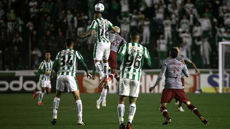 Instável no Brasileiro, Fluminense precisa rever criação e erros defensivos para voltar à Libertadores