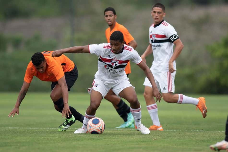 Sub-20 do São Paulo inicia oitavas de final do Paulista empatando com o Desportivo Brasil