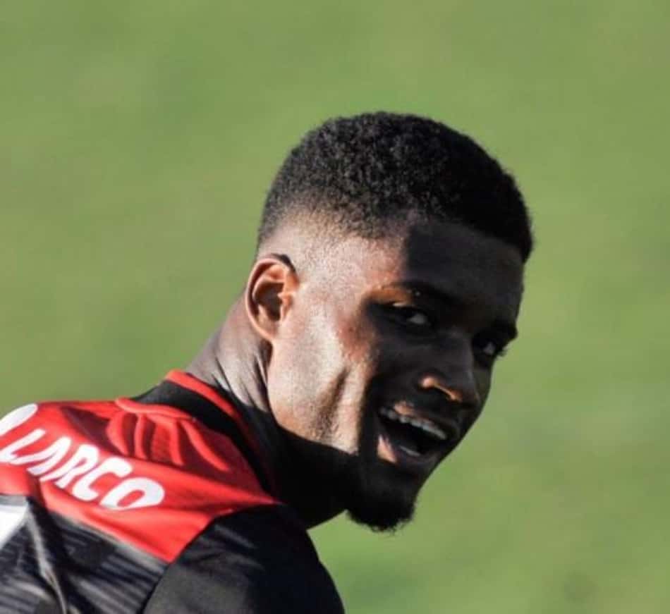 Ainoã comenta expectativa para clássico Ba-Vi na final do Baiano sub-17: 'Queremos o título'