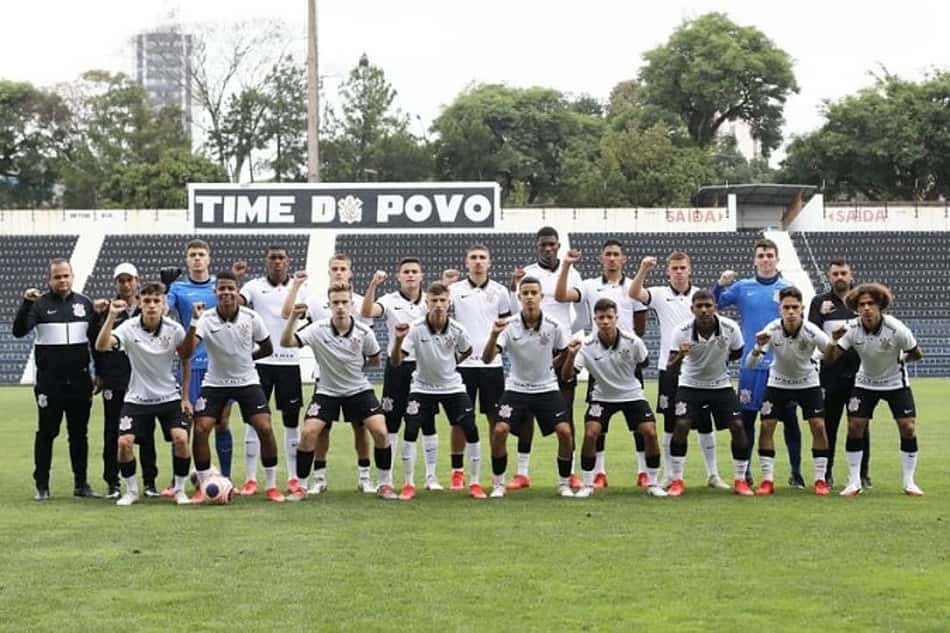 Em partidas da sua base pelo Campeonato Paulista, Corinthians vence no sub-17 e empata no sub-15