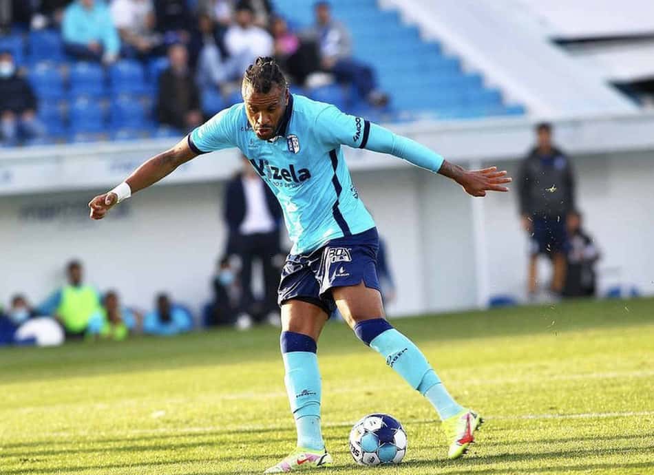 No Vizela, Cassiano quer comemora classificação da equipe na Liga Portugal e espera evolução do elenco