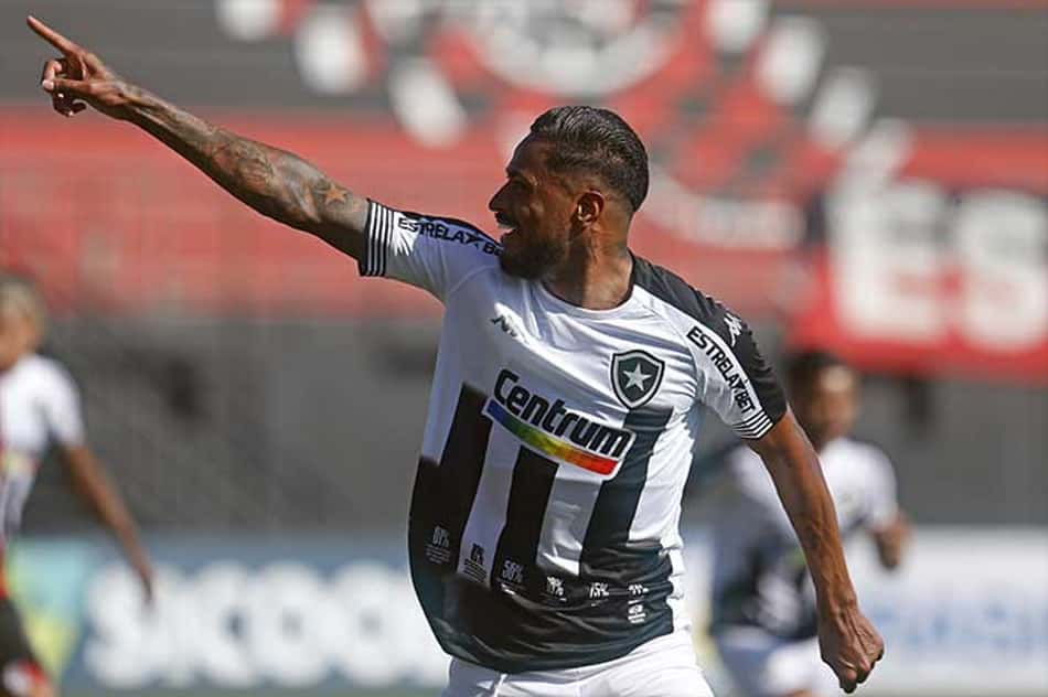 Diego Gonçalves é o último remanescente do ataque do Botafogo campeão da Série B
