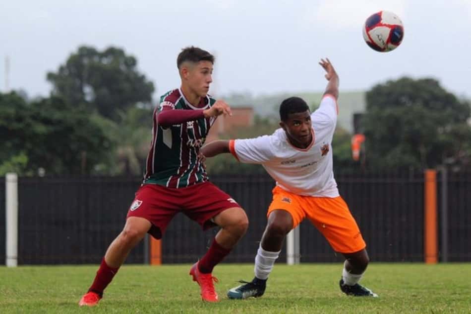Fluminense e Nova Iguaçu empatam no primeiro jogo da semifinal do Campeonato Carioca Sub-15