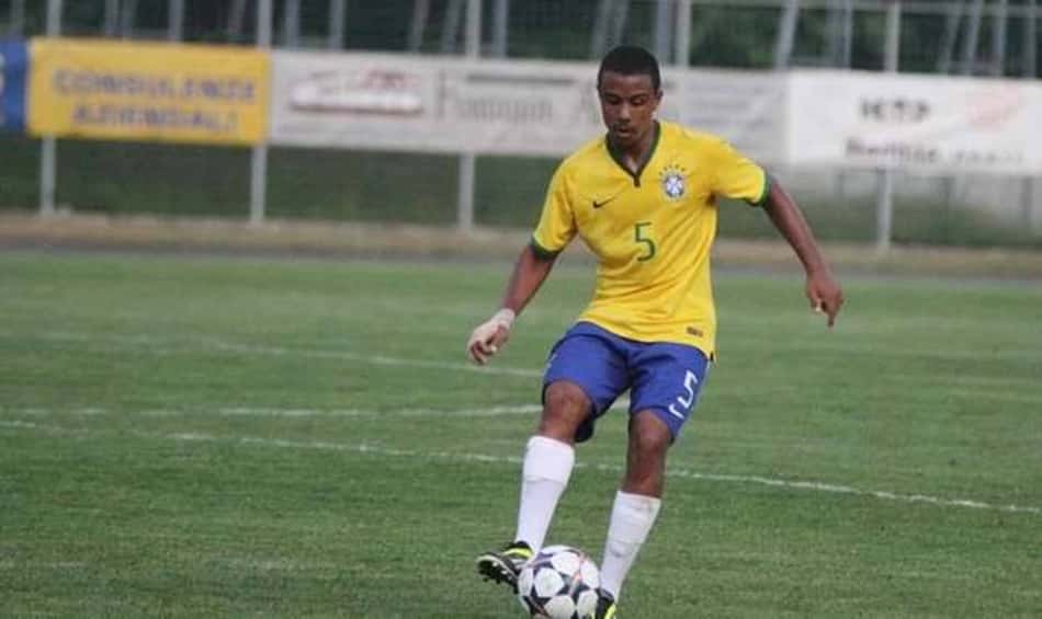 Ex-Athletico-PR e Coritiba, Riuler morre aos 23 anos no Japão