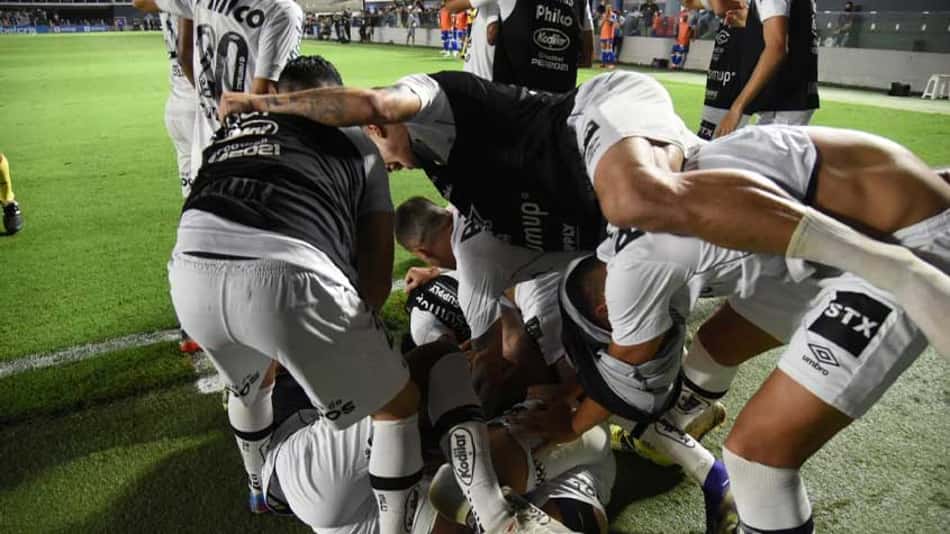 Perto da permanência, Santos mira premiação do Brasileirão: Veja os valores