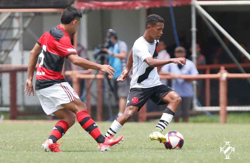 Sub-17: Vasco vence o Flamengo, na Gávea, e garante vaga na final do Campeonato Carioca