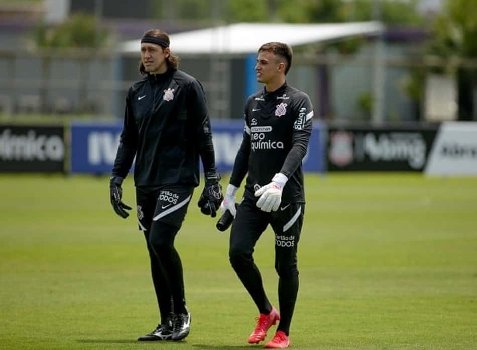Retrospectiva LANCE!: Cássio dono da posição, saídas, e estreia de garoto no gol do Corinthians
