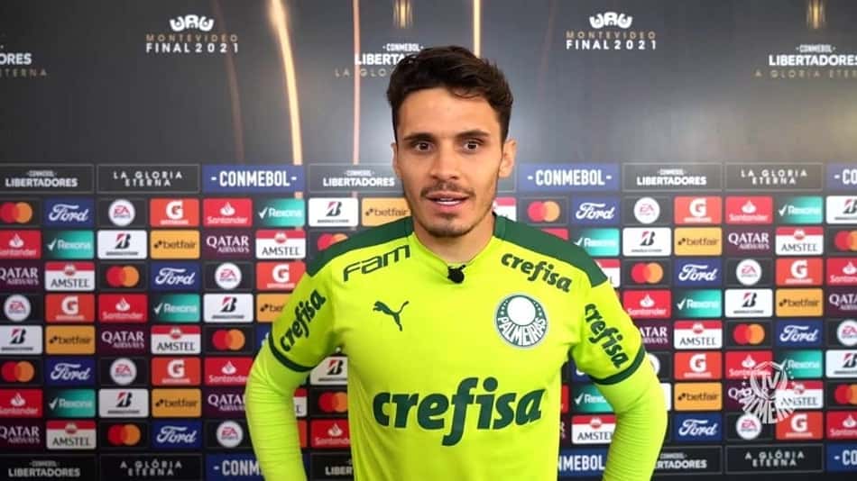 Concentrado para a final, Raphael Veiga fala da festa da torcida do Palmeiras: 'Já estive daquele lado'