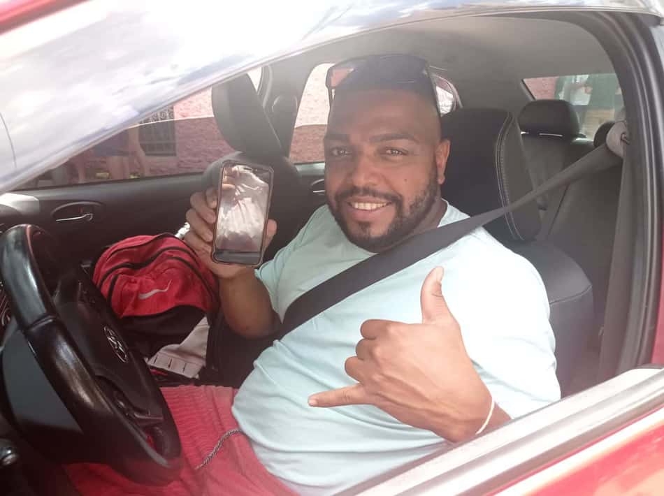 Duas paixões? Motorista baiano que vive em São Paulo conta como é torcer para Flamengo e Palmeiras