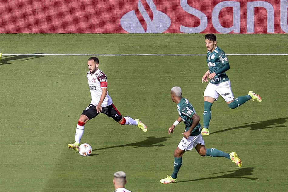 Após vice na Libertadores, Everton Ribeiro manda mensagem para a torcida do Flamengo