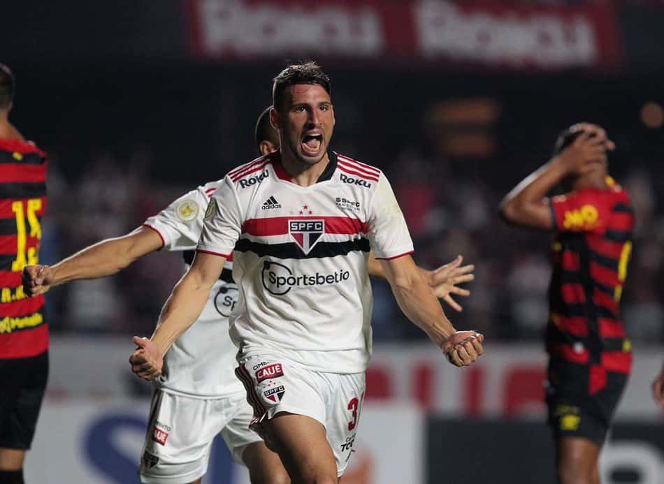 Calleri mantém bons números da primeira passagem no São Paulo e projeta 2022: 'Lutar por títulos'