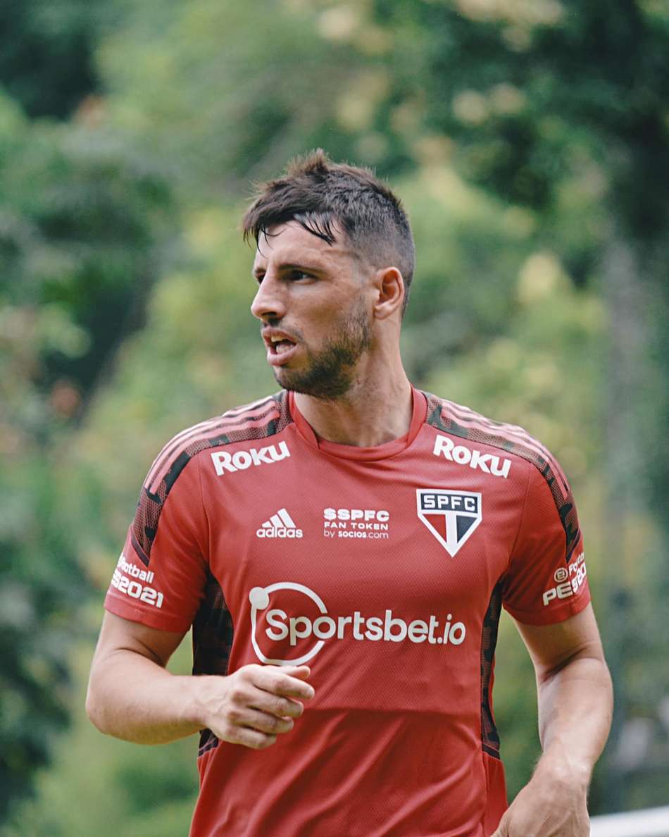 Calleri escapa de punição no STJD, faz treino tático com São Paulo e está liberado para reta final do Brasileiro