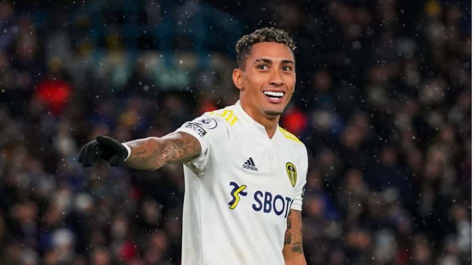 LANCE! Rápido: Dortmund fechado com Haller, Leeds recusa nova proposta por Raphinha e mais!