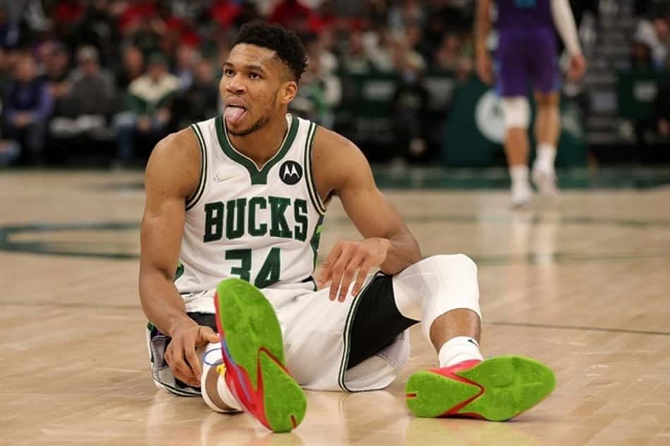 Antetokounmpo se emociona ao conhecer ídolo Iverson; Veja!