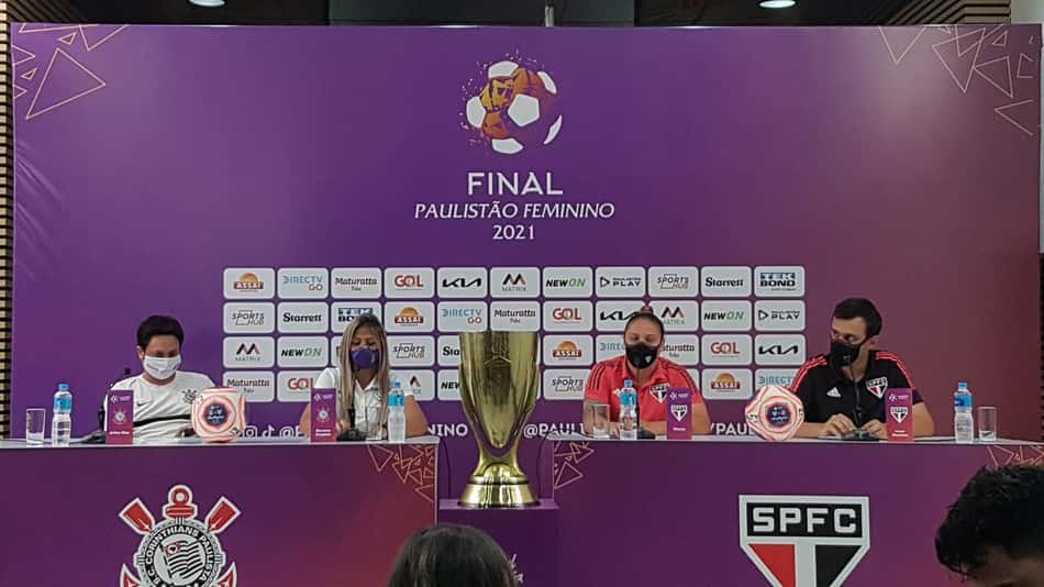 Técnicos de Corinthians e São Paulo falam sobre o Majestoso na final do Paulistão Feminino