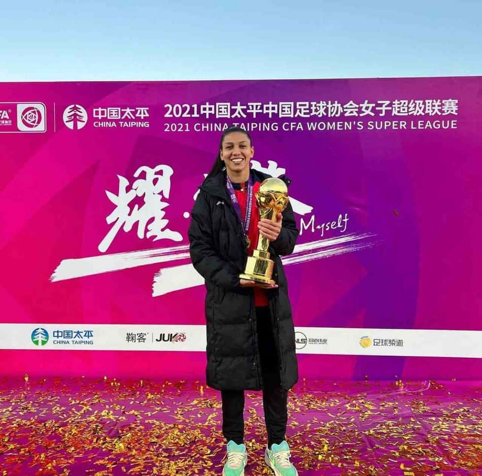 Bia Zaneratto é campeã na China e retorna ao Brasil para a temporada 2022