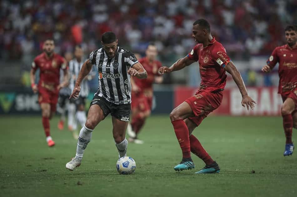 Após 21 meses, Globo volta a ter equipe de transmissão no estádio neste fim de semana