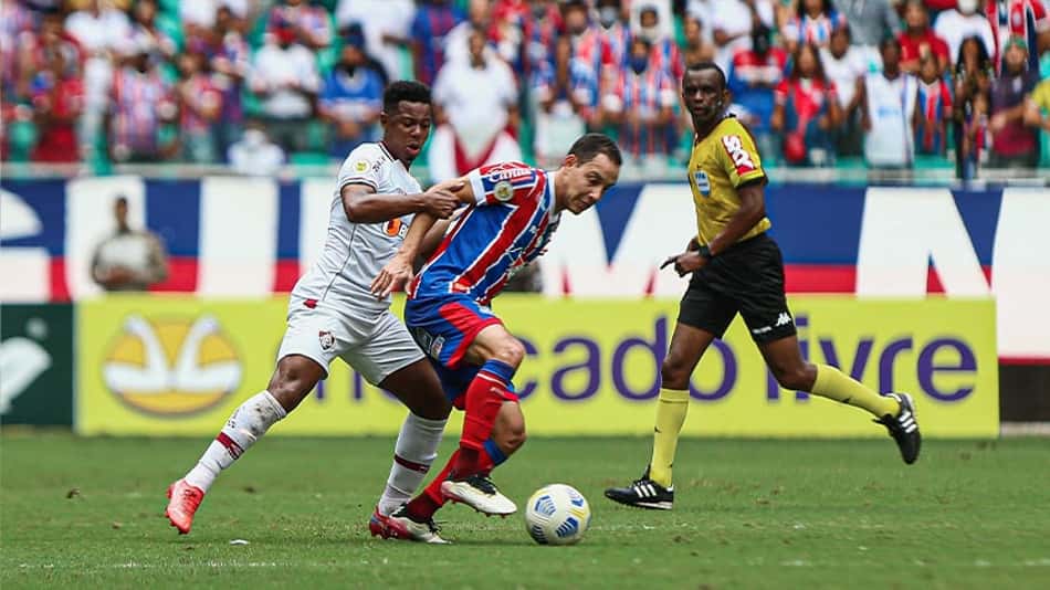 Triunfo em cima do Fluminense tira o Bahia da zona de rebaixamento