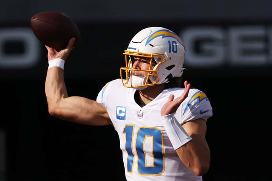 Herbert lança para três TDs e Chargers batem os Bengals dentro de Cincinnati