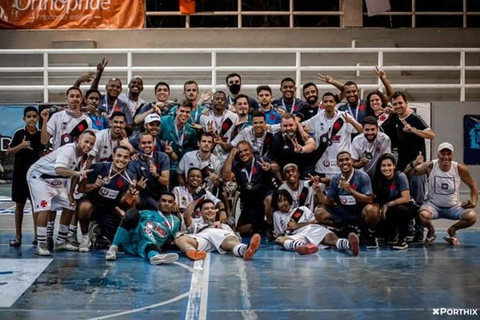 Meninos nas quadras: Vasco goleia o Olaria e é bicampeão do Campeonato Carioca Sub-20 de futsal