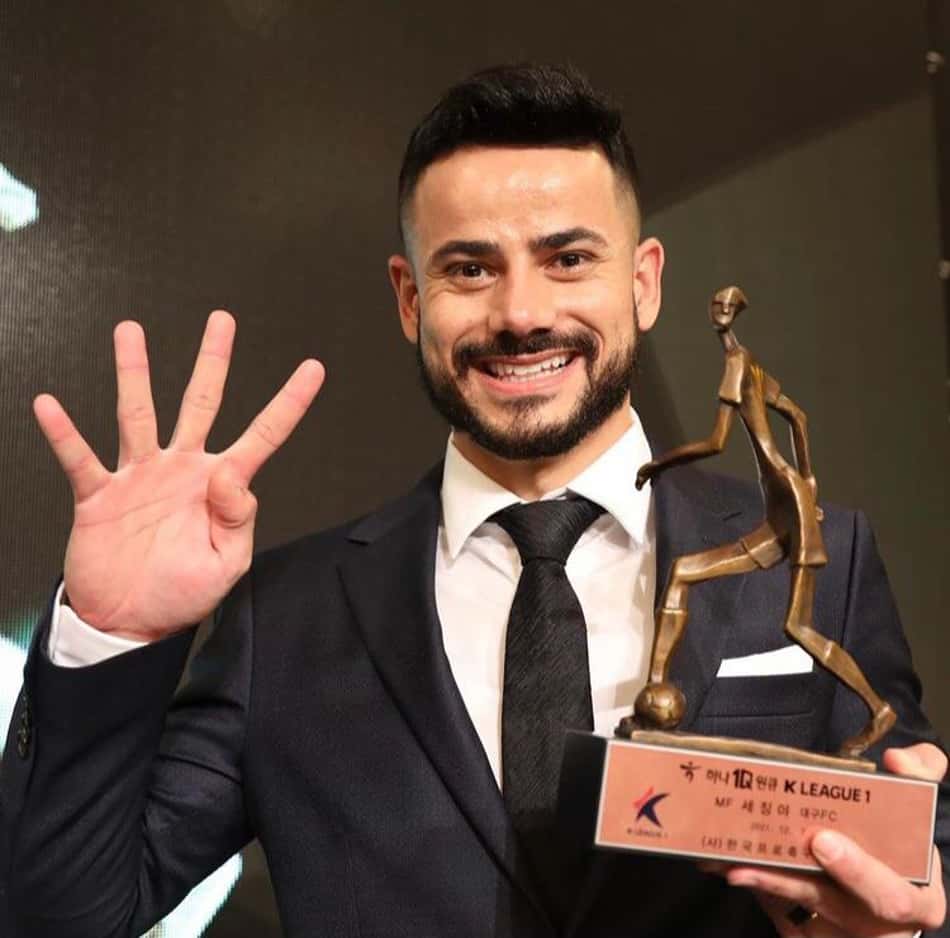 Quatro vezes Cesinha: Ex-Atlético Mineiro fica entre os onze melhores da K-League