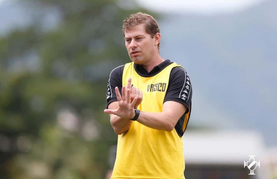 Rafael Paiva, técnico do Vasco Sub-17, projeta final do Carioca: 'Vamos com tudo em busca do título'