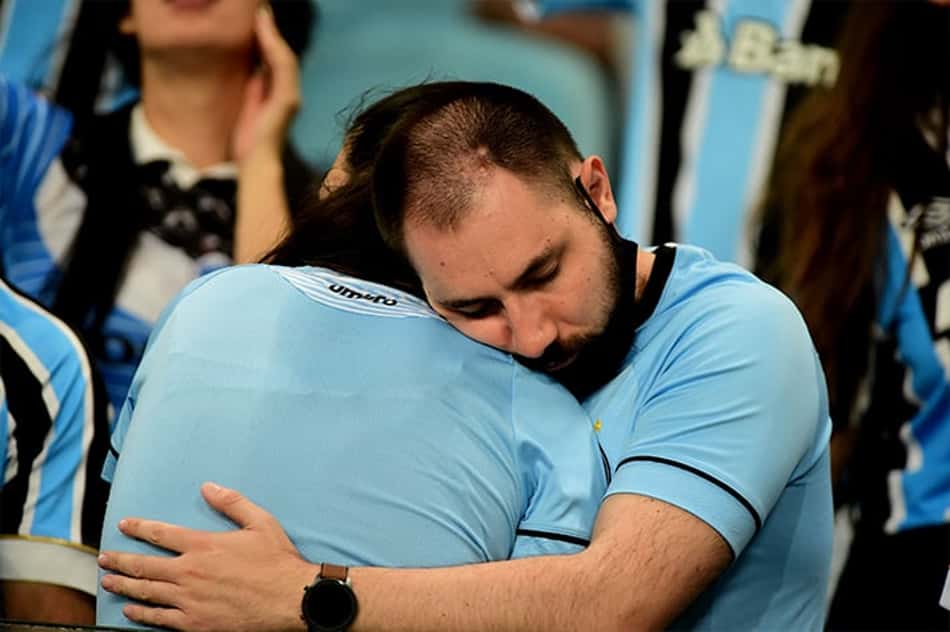 Rebaixado, Grêmio publica carta aberta ao torcedor: 'Nossa obrigação é pedir desculpas'