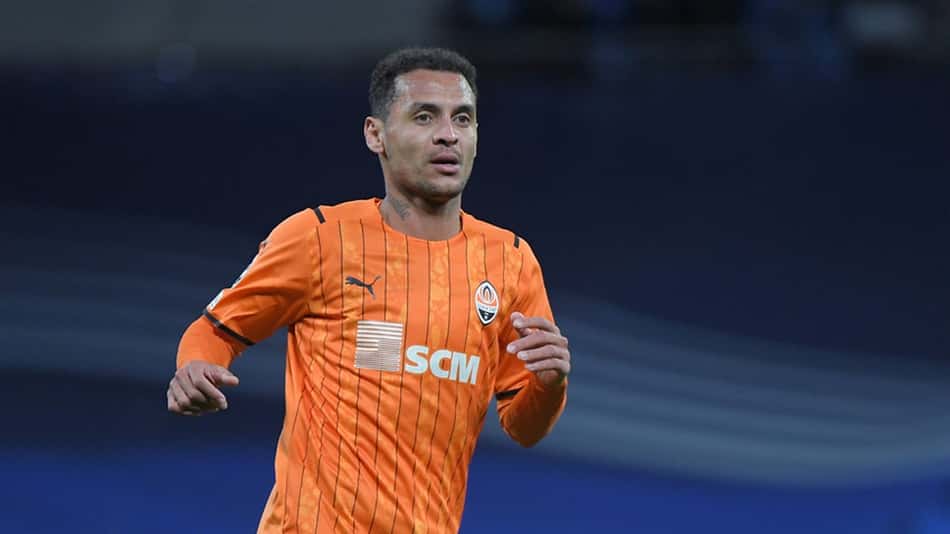 Em bom momento, Alan Patrick renova contrato com o Shakhtar Donetsk