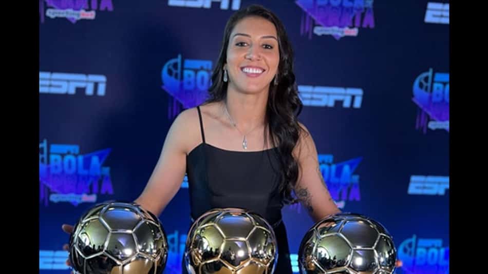 Presente de natal: Palmeiras vence concorrência e deve assinar com Bia Zaneratto