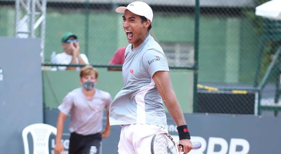 Igor Marcondes bate cabeça 2 e ergue, em Florianópolis, seu 1º título